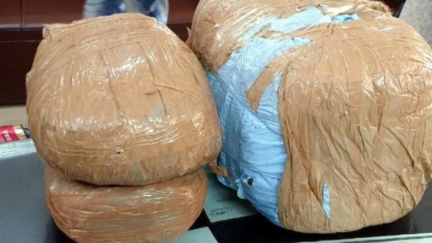 রাজধানীর যাত্রাবাড়ীতে ২০ কেজি গাঁজা উদ্ধার: গ্রেপ্তার ১