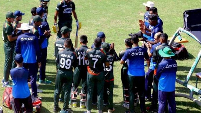 ‘মানকাড’ আউটে হোয়াইটওয়াশের স্বপ্নভঙ্গ টাইগার যুবাদের