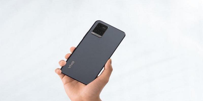 স্বয়ংক্রিয়ভাবে চার্জ নেয়া বন্ধ করবে স্মার্টফোন