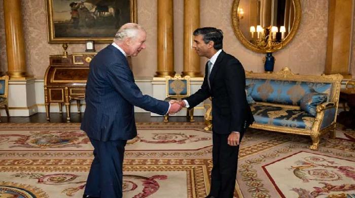 যুক্তরাজ্যের ৫৭তম প্রধানমন্ত্রী ভারতীয় বংশোদ্ভূত ঋষি সুনাক