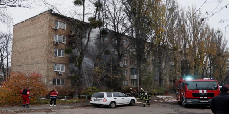 জি-২০ সম্মেলনে জেলেনস্কি, ইউক্রেন জুড়ে মিসাইল তাণ্ডব!