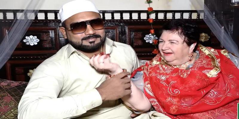 ২৮ বছরের যুবককে বিয়ে করলেন ৮৩ বছরের নারী!