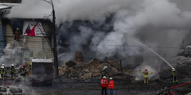 ইউক্রেনে ক্ষেপণাস্ত্র হামলায় নিহত ৭