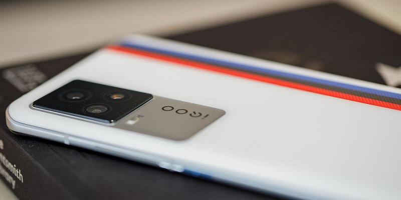 এক মিনিটে বিক্রি ৭৪ হাজার ফোন!