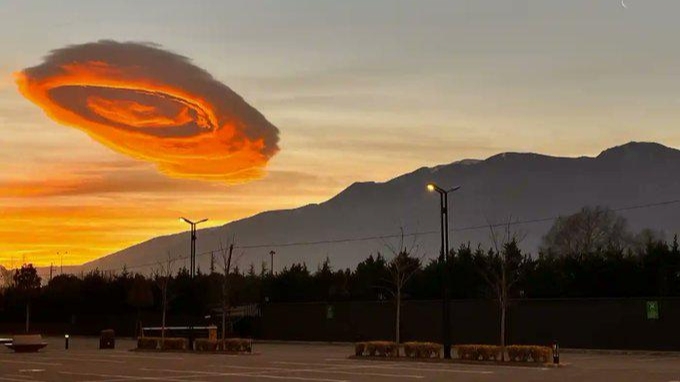 তুরস্কের আকাশে অদ্ভুত বস্তু, অবাক বিজ্ঞানীরা