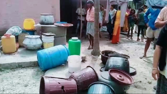 ভৈরবে ভেজাল মদের রমরমা ব্যবসা রাঘব-বোয়ালরা অধরা