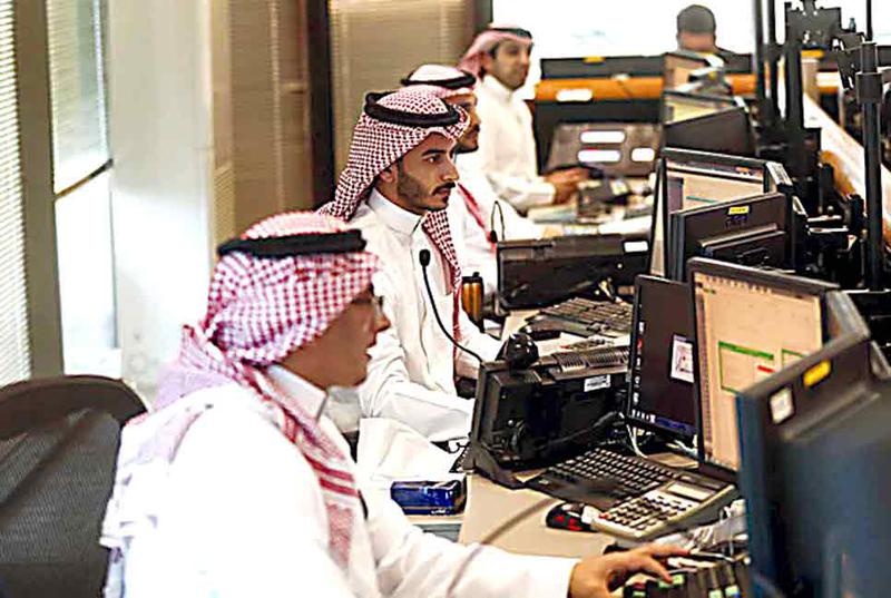 এবার সপ্তাহে তিনদিন ছুটি চালু করছে সৌদি আরব