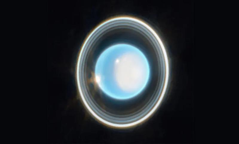 সৌরজগতের ৪টি চাঁদে পানি থাকার কথা জানাল নাসা!