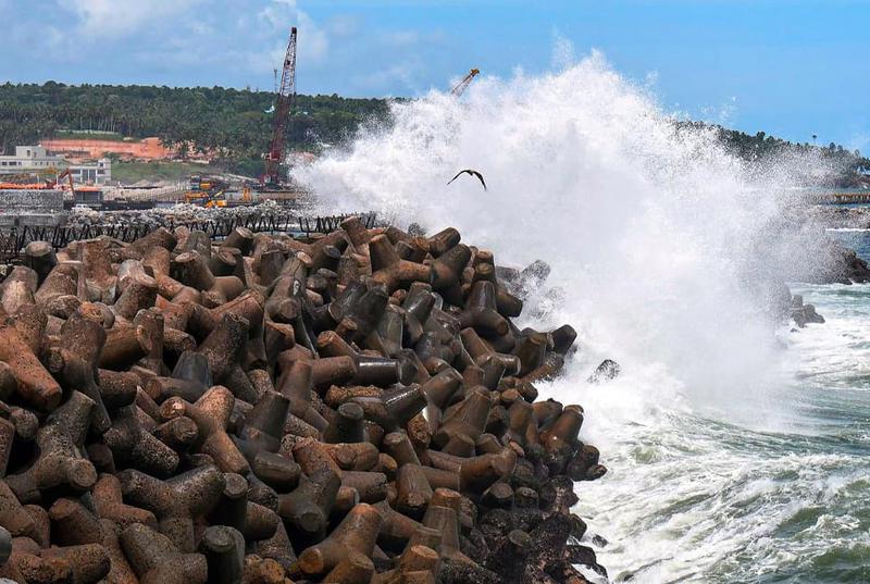 আগামী ১২ ঘণ্টায় আরো শক্তিশালী হবে ঘূর্ণিঝড় ‘বিপর্যয়’