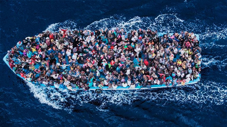 ইউরোপ যাত্রা পথে ছয় মাসে প্রায় ৩০০ শিশুর মৃত্যু