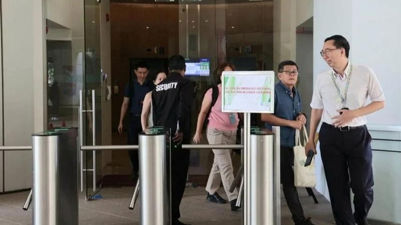 ১৮ স্থানে বোমা হামলার হুমকি