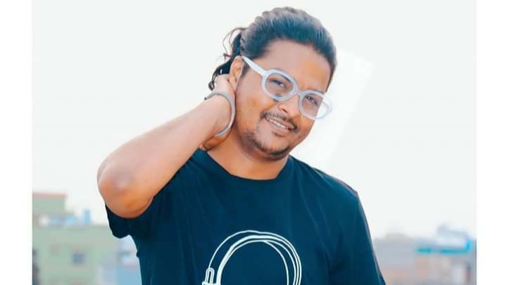 ভাইরাল হল খায়রুল ওয়াসির কথা ও সুরে ‘চোখ লাল কিসে’