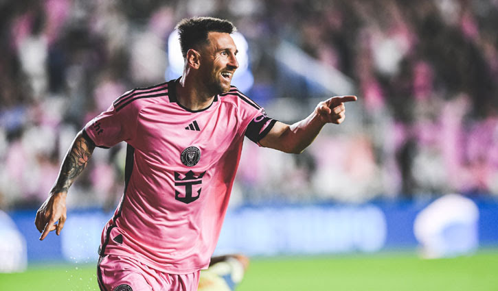 পেলেকে ছাড়িয়ে গেলেন মেসি