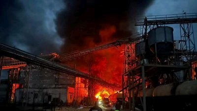 কিয়েভে ক্ষেপণাস্ত্র ও ড্রোন হামলা চালালো রাশিয়া